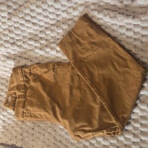 Old Navy Pixie Skinny